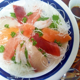 刺身盛り合わせde海鮮ちらし寿司
